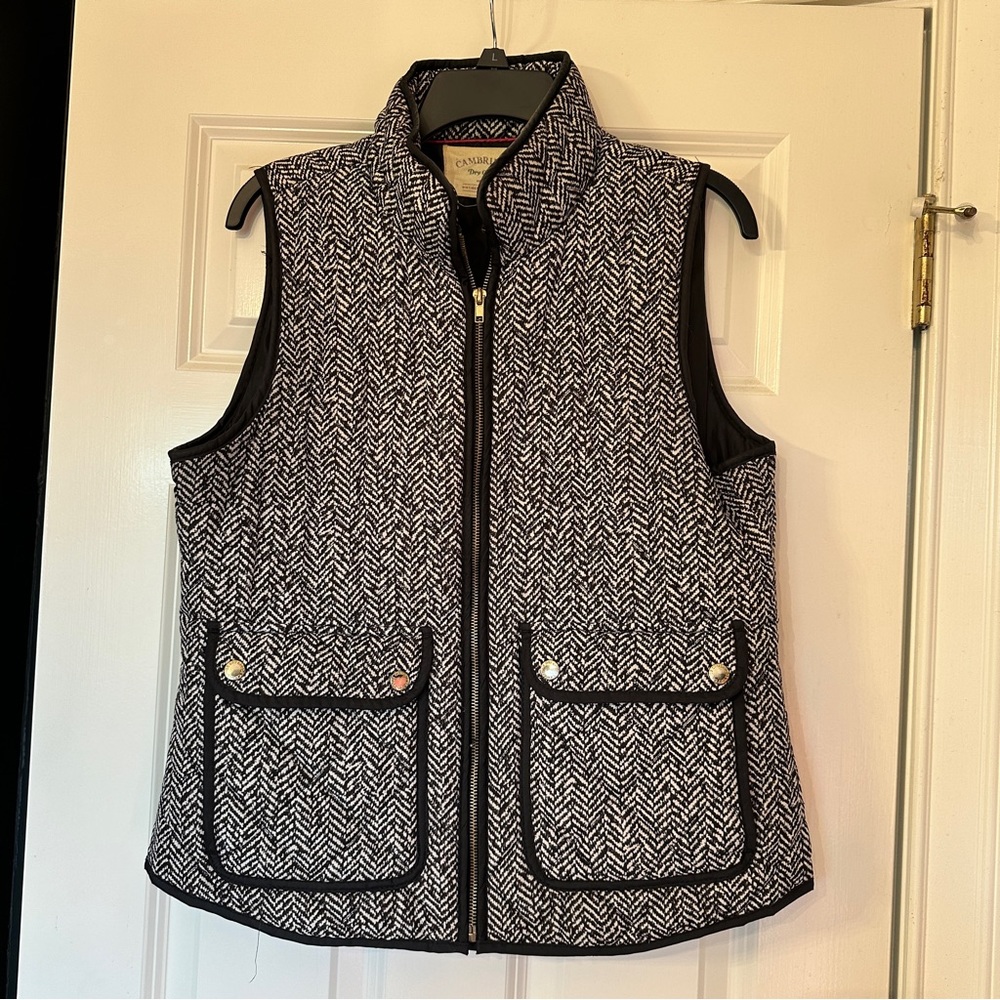 Black and white preppy vest